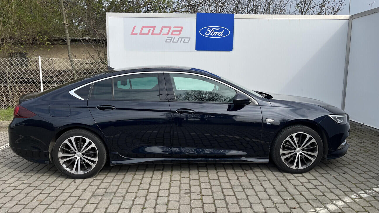 OB199V00824_16.webp_INSIGNIA OPC Line 1.6 . 147 kW manuál, DPH