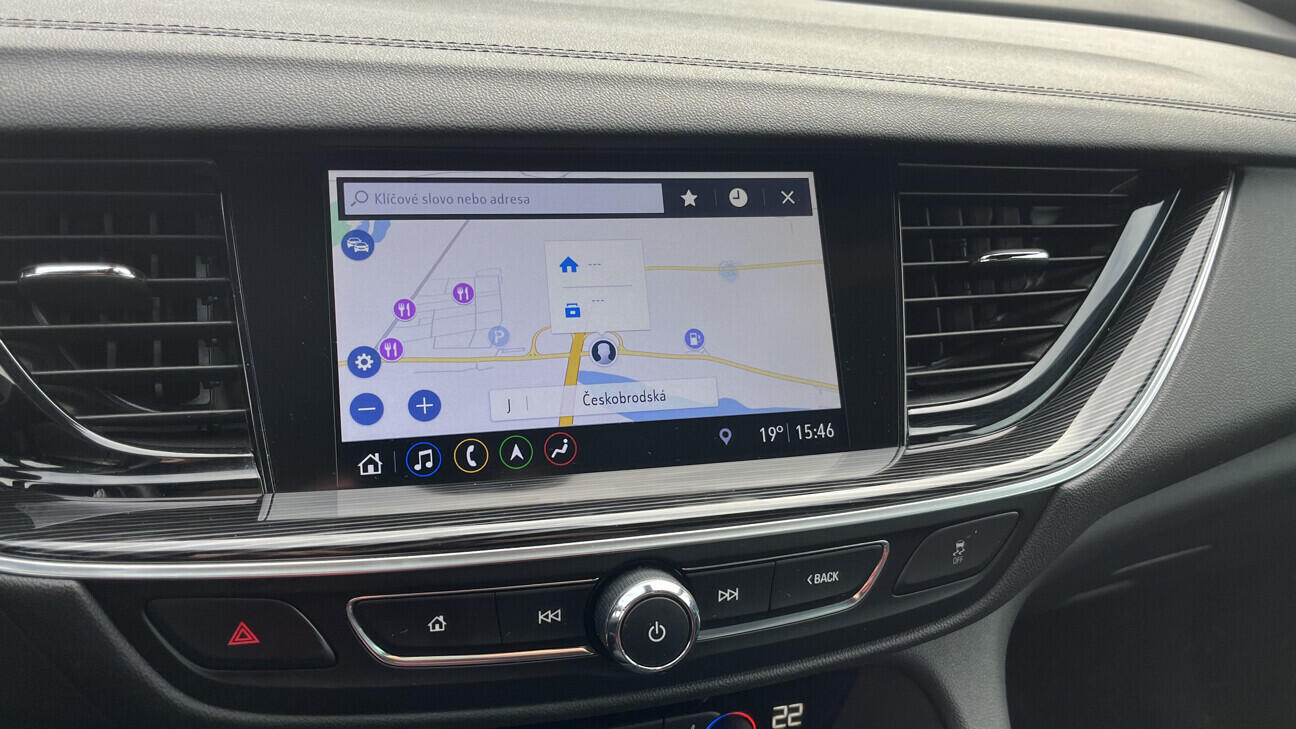 OB199V00824_25.webp_INSIGNIA OPC Line 1.6 . 147 kW manuál, DPH