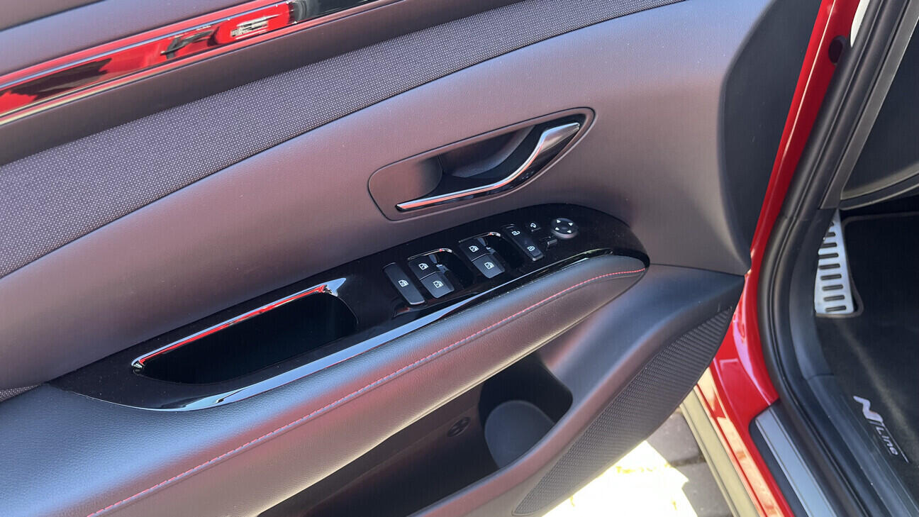 OB199V00833_21.webp_TUCSON N-Line 1.6  132 kW automat