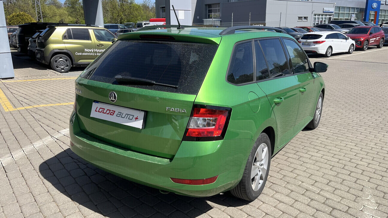 OB199V00837_11.webp_FABIA Ambition 1.0 MPI 55 kW manuál