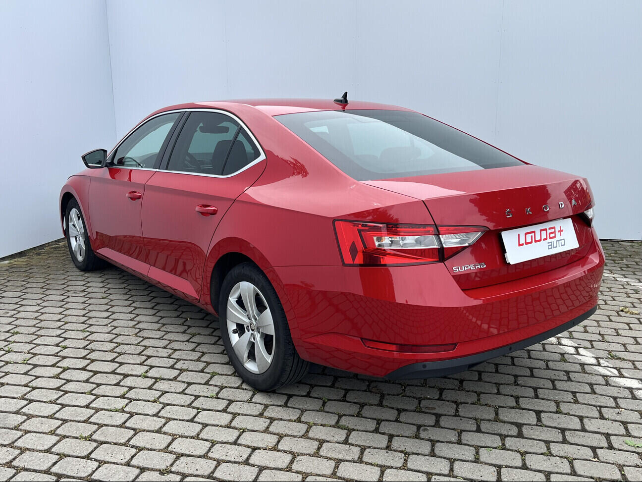OB199V00860_15.webp_SUPERB  2.0 TDI 110 kW automat