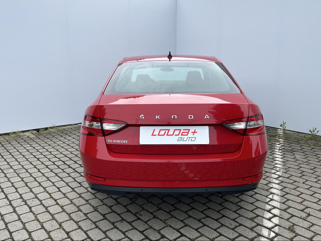 OB199V00860_17.webp_SUPERB  2.0 TDI 110 kW automat