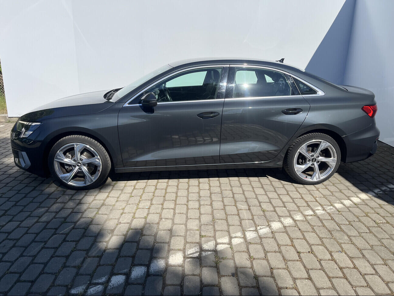 OB199V00861_11.webp_A3  1.5 TSI 110 kW automat