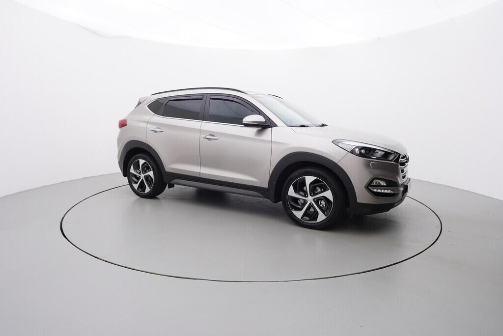 OC199V00847_16.webp_TUCSON PREMIUM  2.0  136 kW automat, DPH