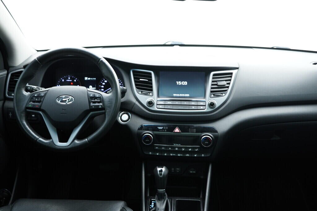 OC199V00847_26.webp_TUCSON PREMIUM  2.0  136 kW automat, DPH