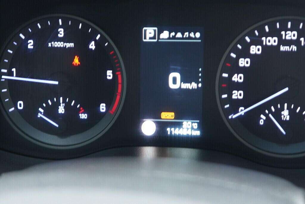 OC199V00847_32.webp_TUCSON PREMIUM  2.0  136 kW automat, DPH