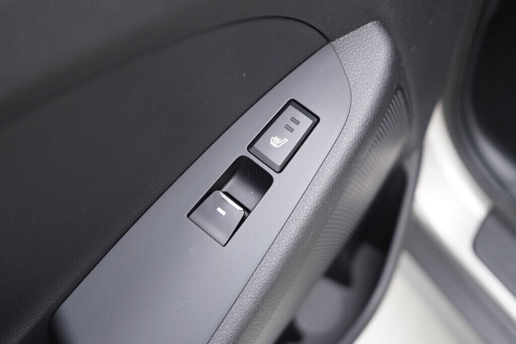 OC199V00847_37.webp_TUCSON PREMIUM  2.0  136 kW automat, DPH