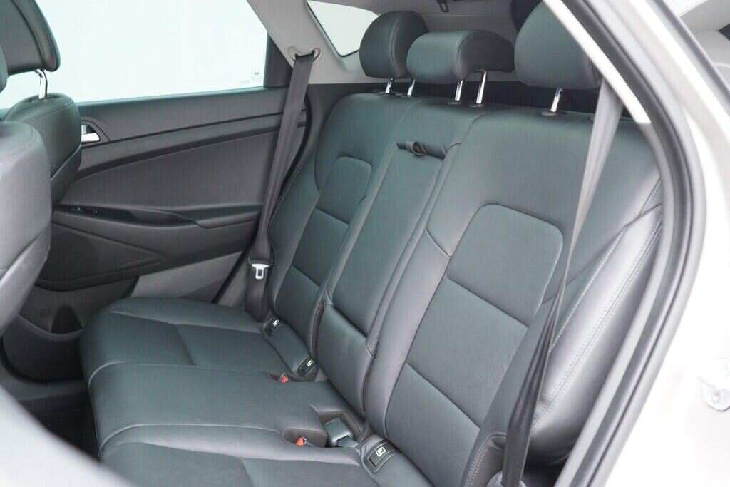 OC199V00847_38.webp_TUCSON PREMIUM  2.0  136 kW automat, DPH