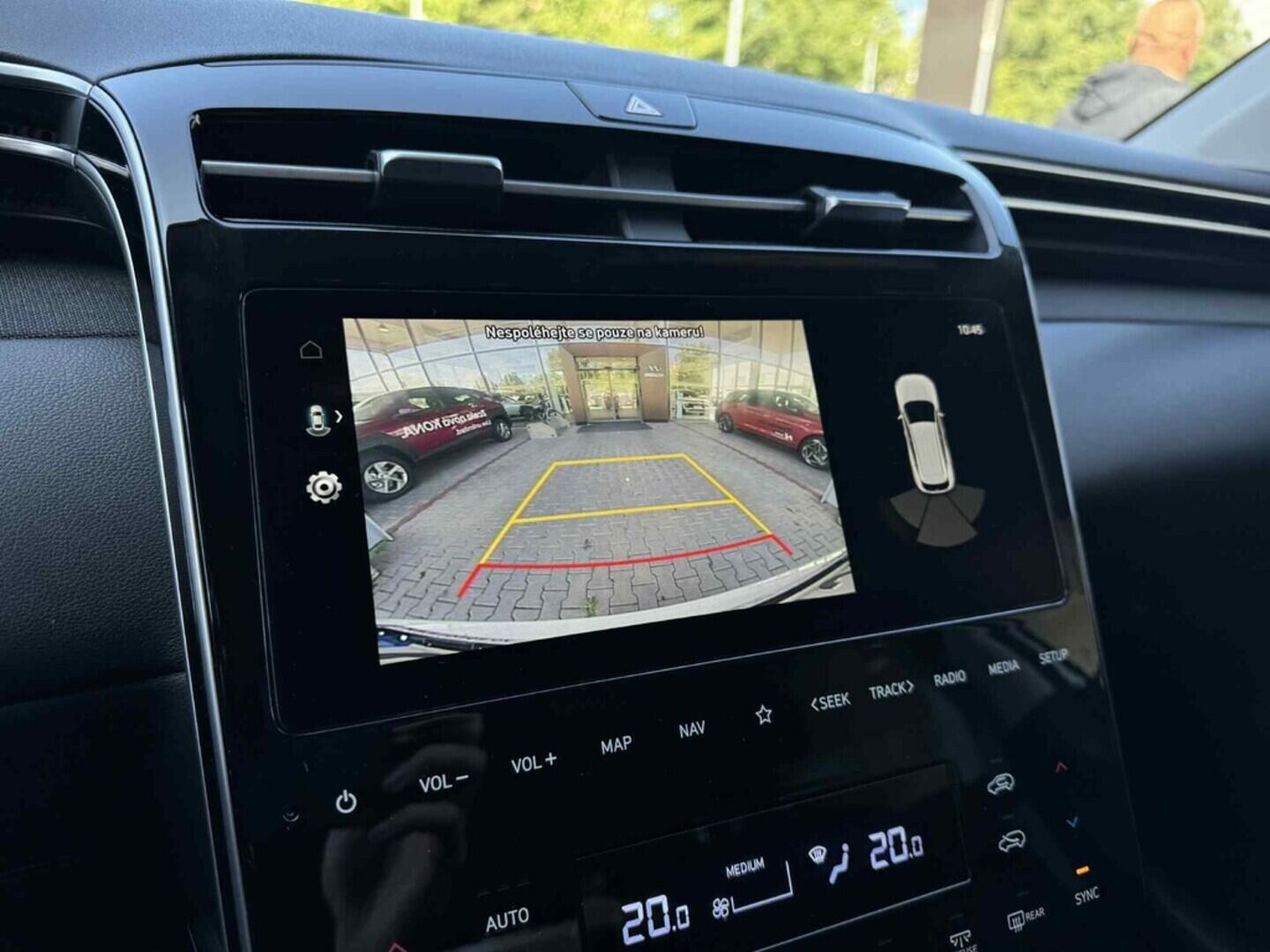 OC199V00923_24.webp_TUCSON SMART NAV 1.6  110 kW manuál
