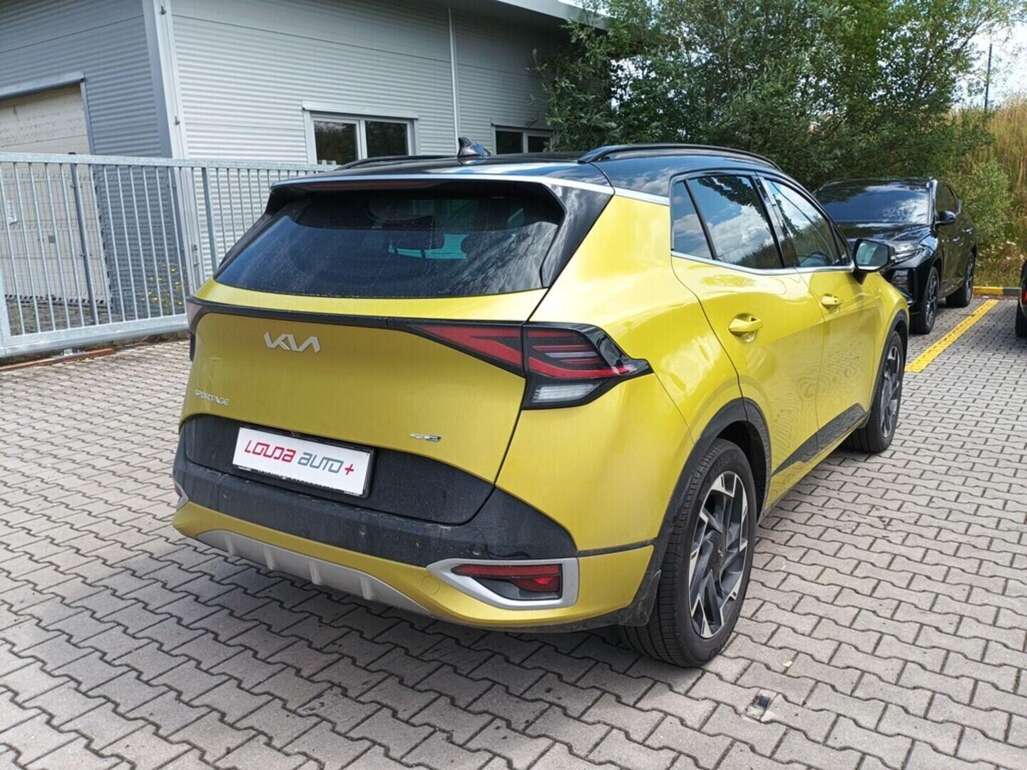 OC199V00932_11.webp_SPORTAGE GT - TOP 1.6  132 kW automat, DPH