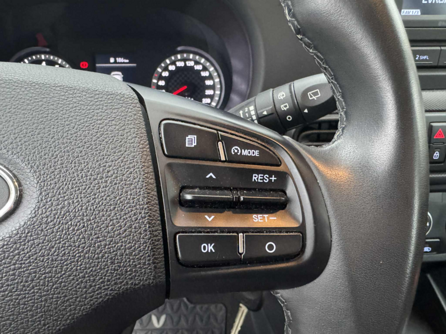 OC199V00971_24.webp_I10 Comfort GO! 1.0  49 kW manuál