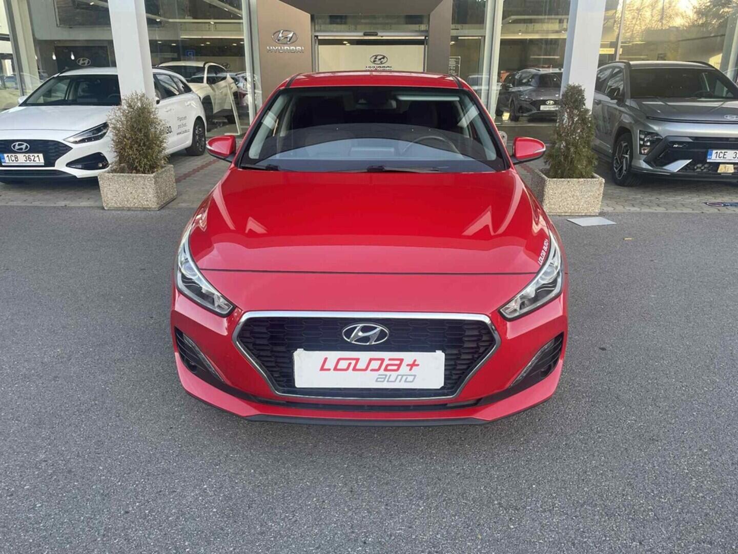 OC199V00990_14.webp_I30 Comfort 1.4  73 kW manuál