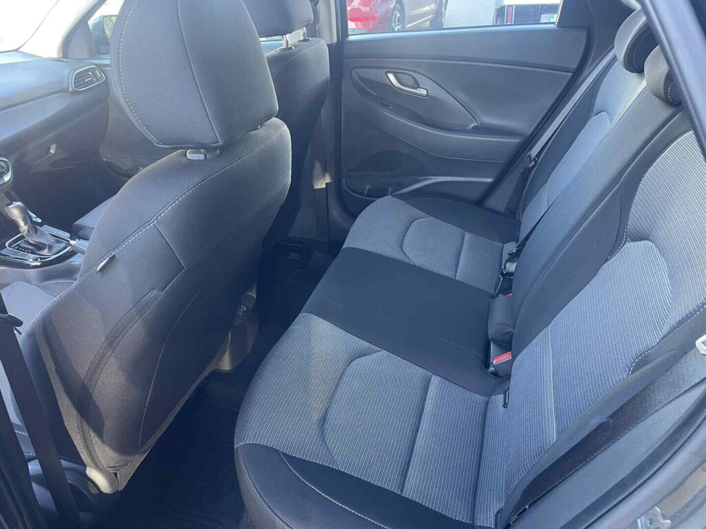 OC199V00991_27.webp_I30 SMART 1.5 TGDI 103 kW automat, DPH