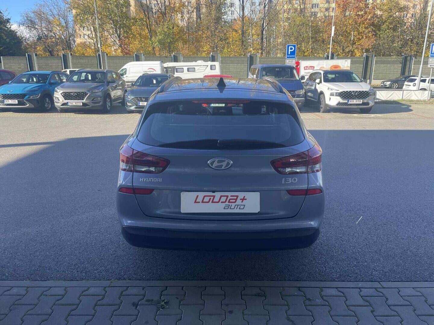 OC199V00992_13.webp_I30 SMART 1.5 DPI 70 kW manuál, DPH