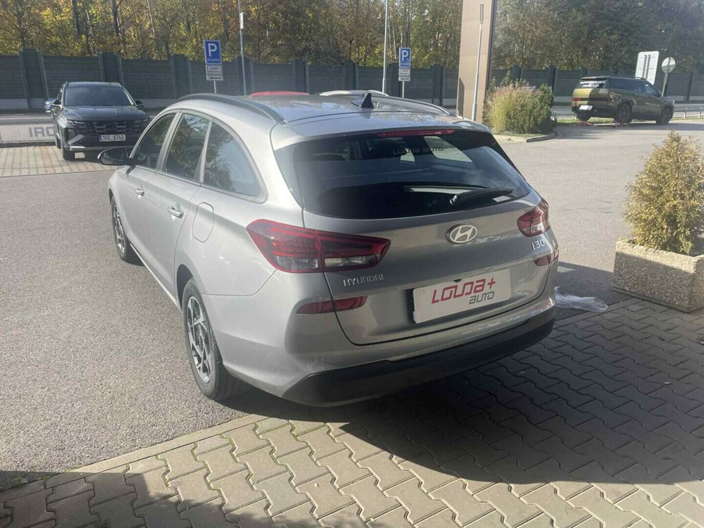 OC199V00993_11.webp_I30 SMART 1.5 TGDI 103 kW automat, DPH