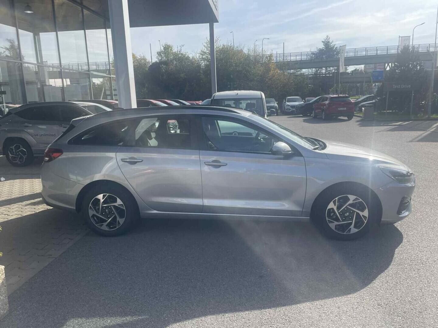 OC199V00993_17.webp_I30 SMART 1.5 TGDI 103 kW automat, DPH