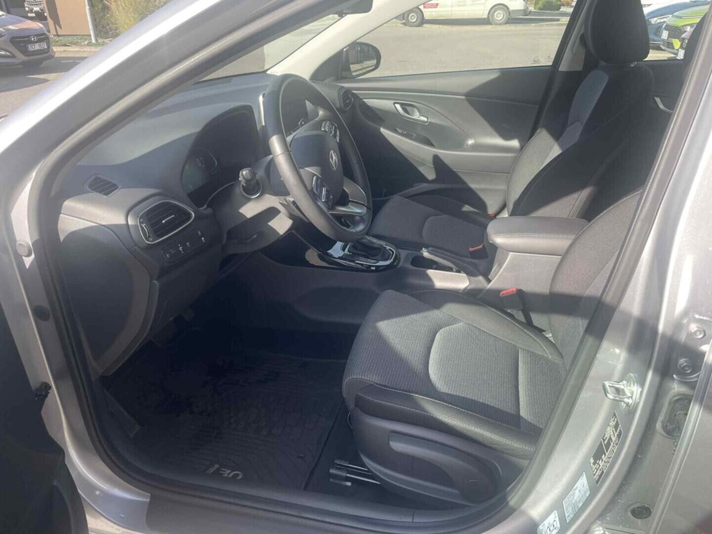 OC199V00993_18.webp_I30 SMART 1.5 TGDI 103 kW automat, DPH