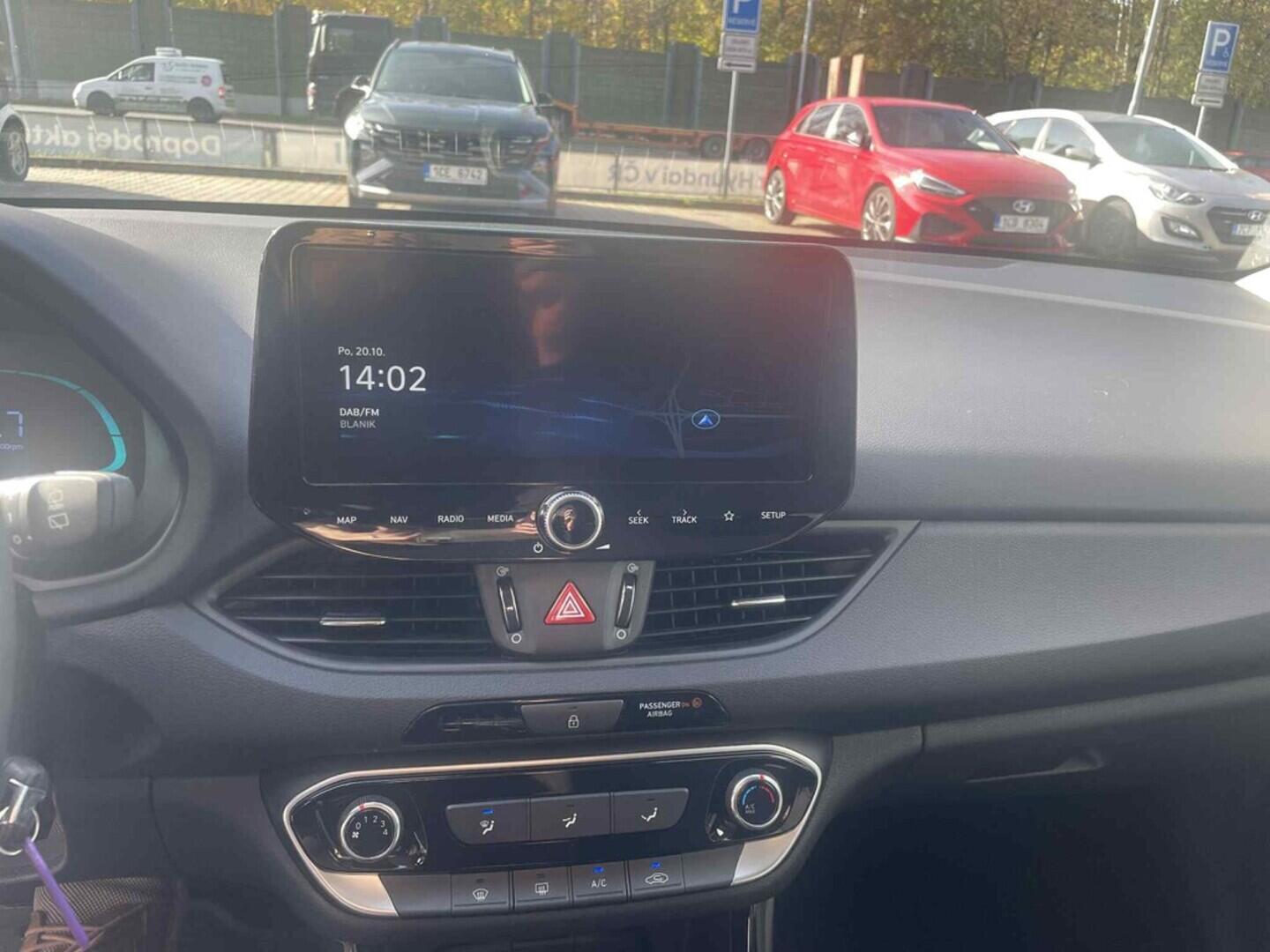 OC199V00993_24.webp_I30 SMART 1.5 TGDI 103 kW automat, DPH