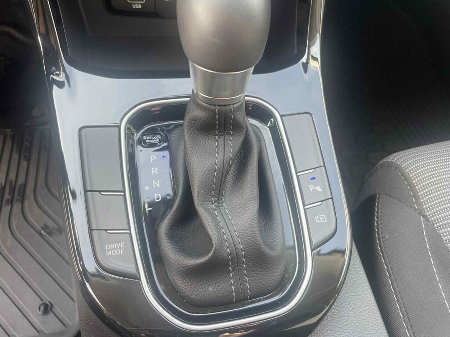 OC199V00993_25.webp_I30 SMART 1.5 TGDI 103 kW automat, DPH