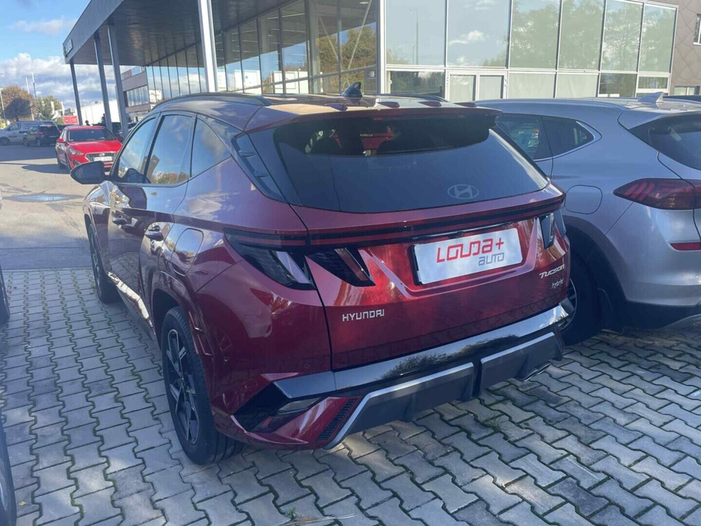 OC199V00994_13.webp_TUCSON N-line 1.6 HEV 176 kW automat, DPH