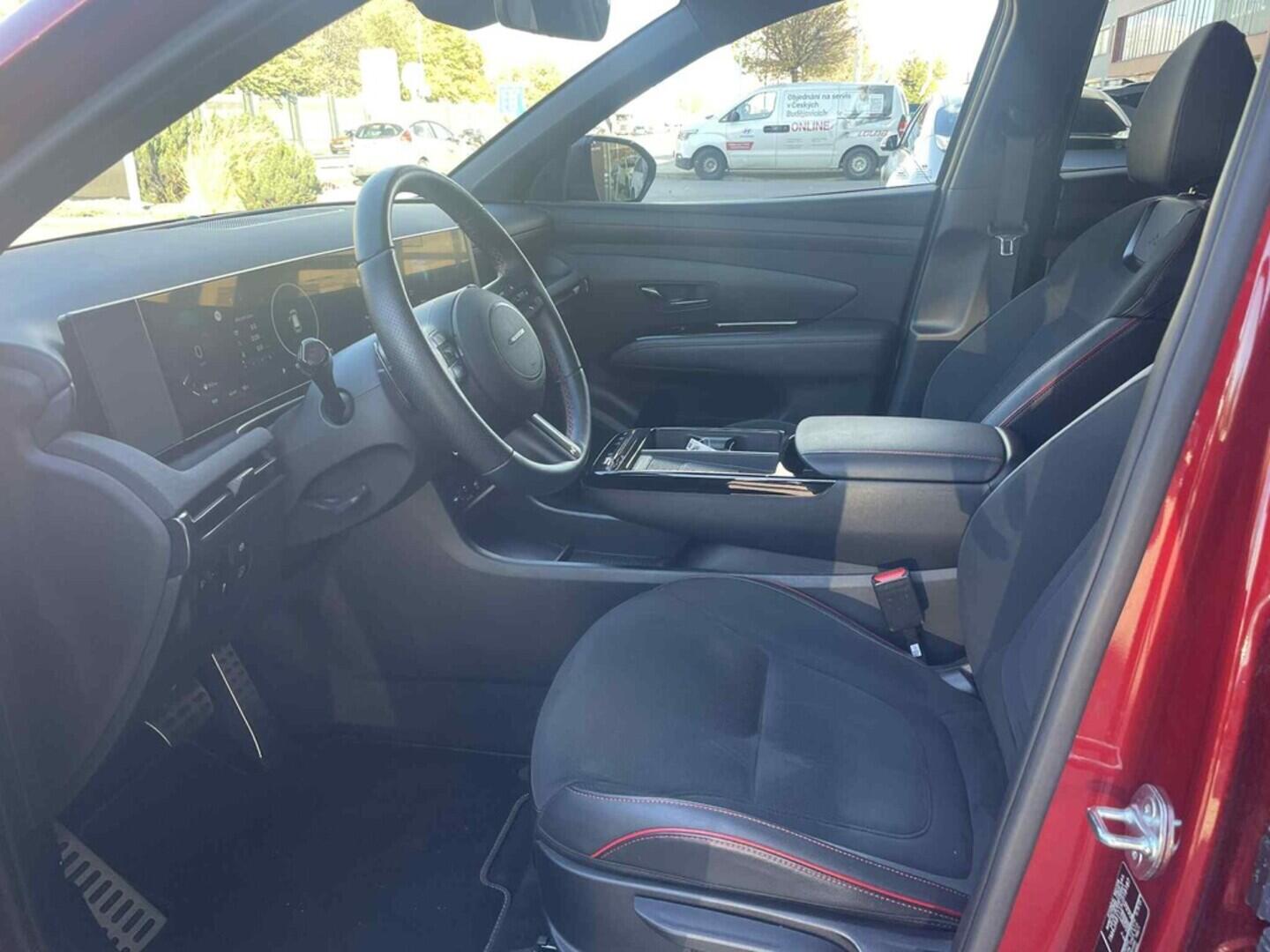 OC199V00994_20.webp_TUCSON N-line 1.6 HEV 176 kW automat, DPH