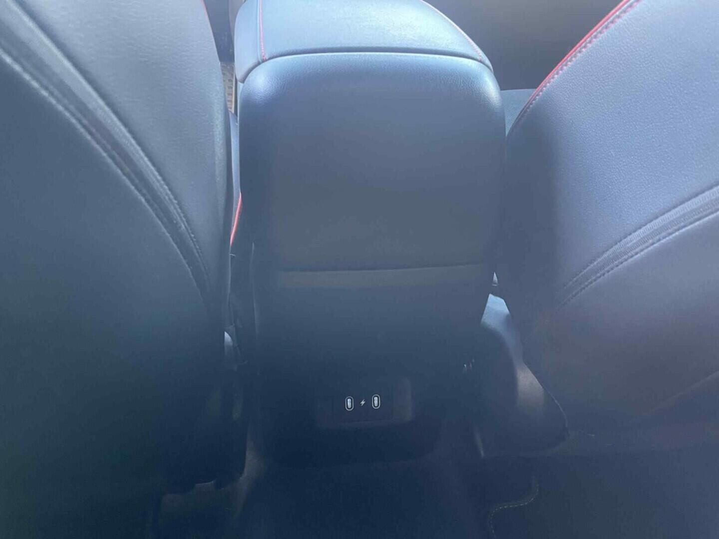 OC199V00994_34.webp_TUCSON N-line 1.6 HEV 176 kW automat, DPH