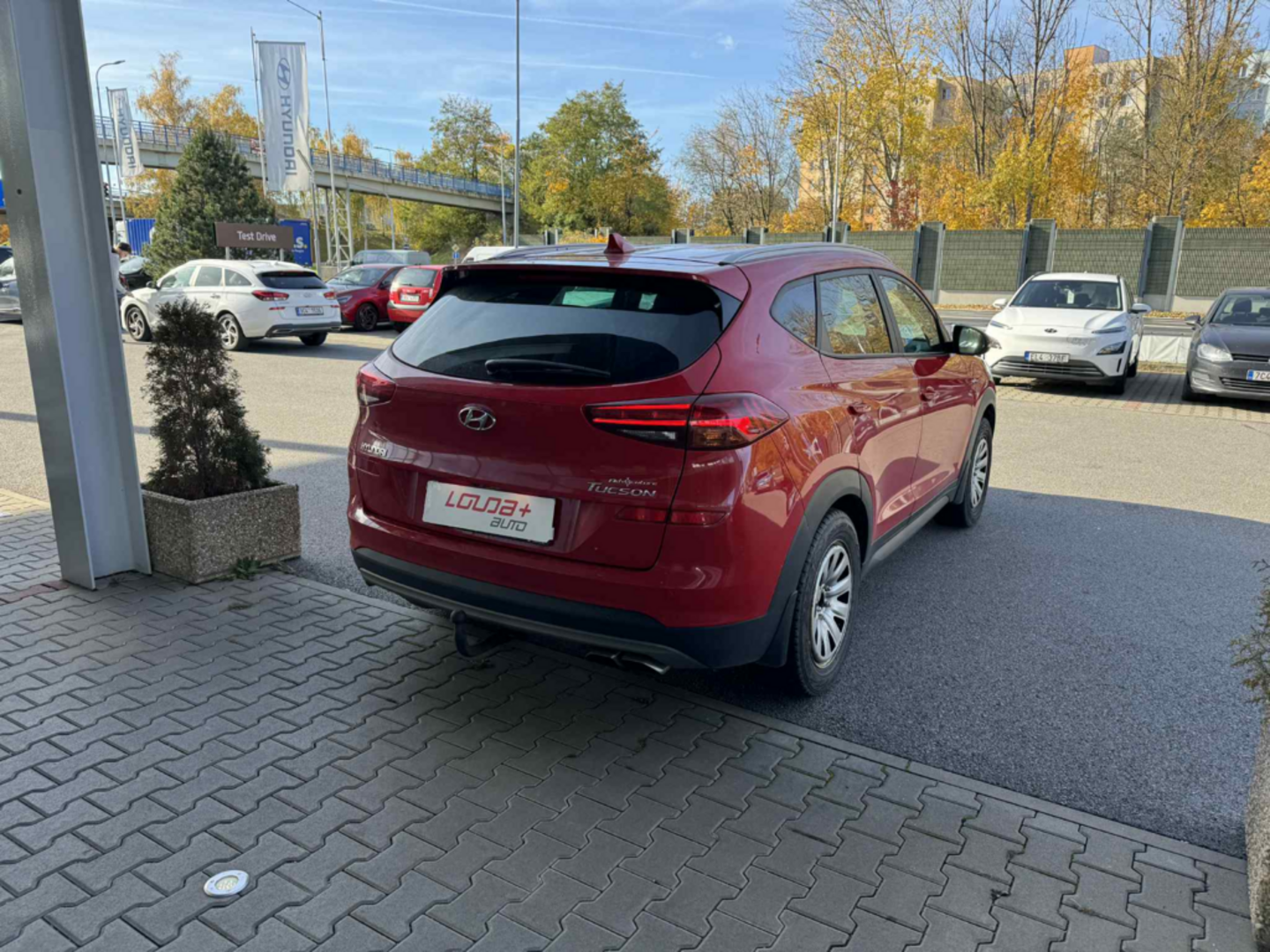 OC199V00995_12.webp_TUCSON Adventure 1.6  100 kW manuál