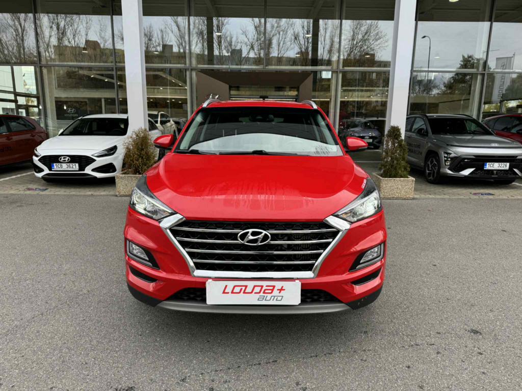 OC199V00995_17.webp_TUCSON Adventure 1.6  100 kW manuál