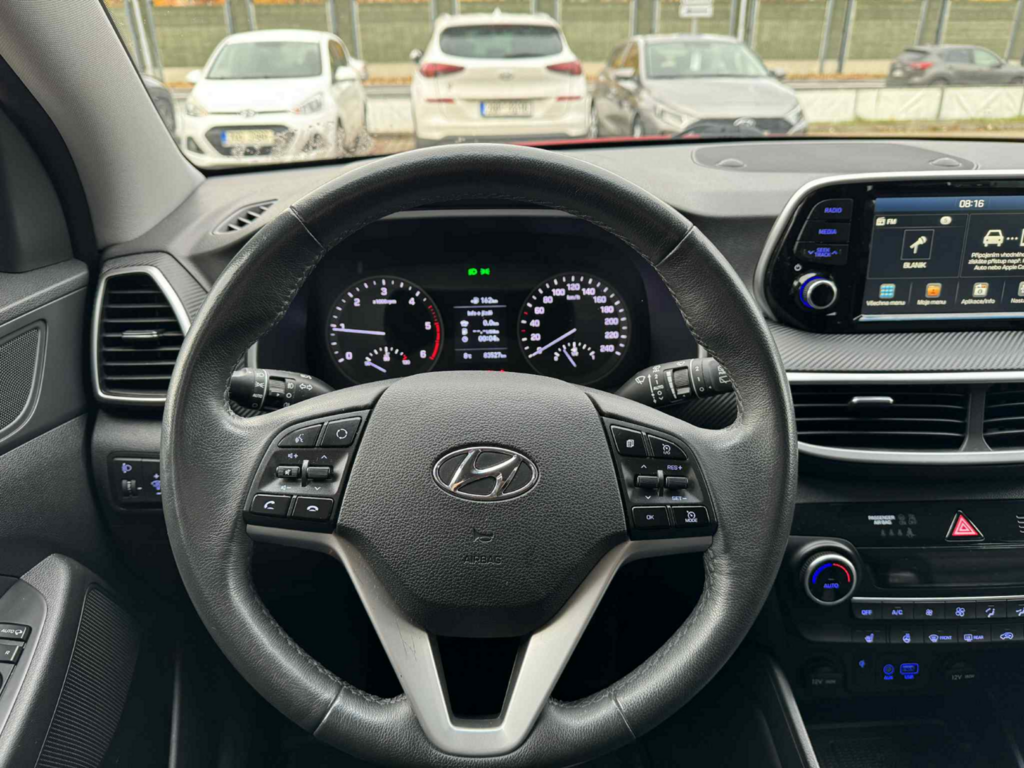 OC199V00995_20.webp_TUCSON Adventure 1.6  100 kW manuál