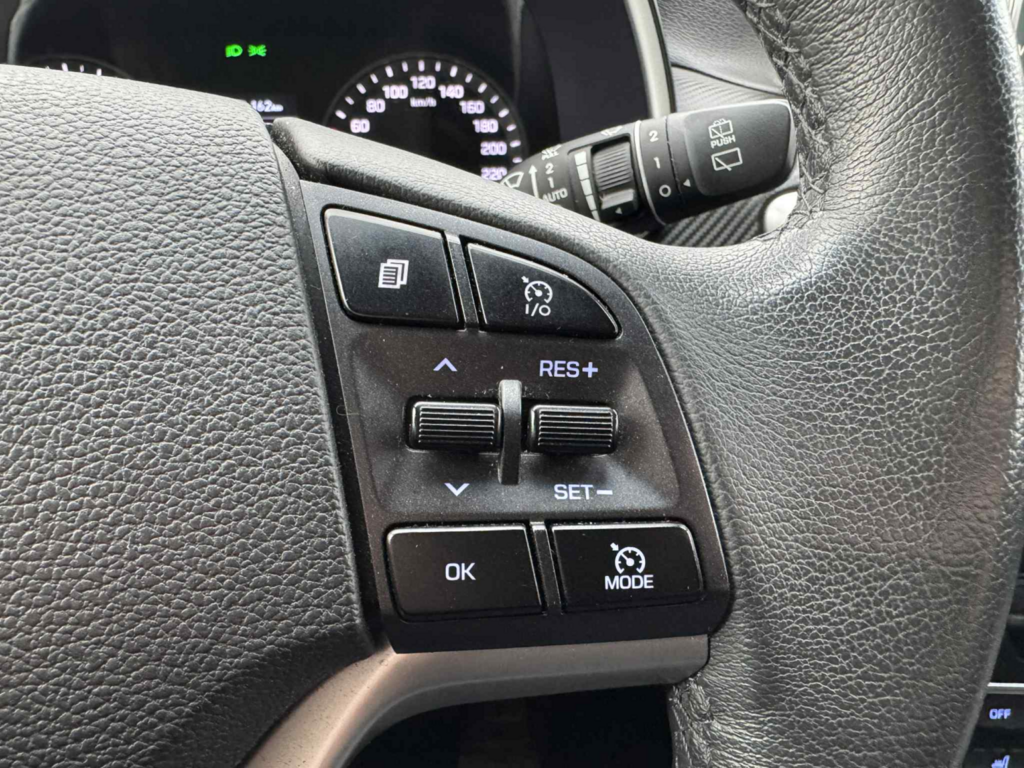 OC199V00995_22.webp_TUCSON Adventure 1.6  100 kW manuál