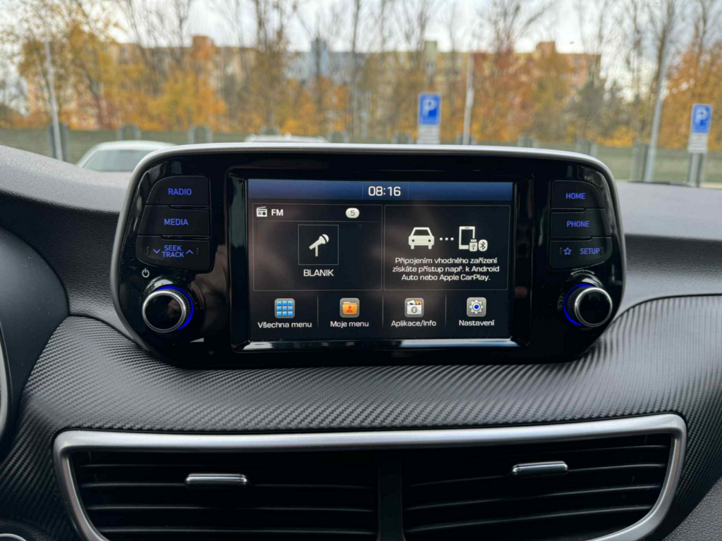 OC199V00995_23.webp_TUCSON Adventure 1.6  100 kW manuál