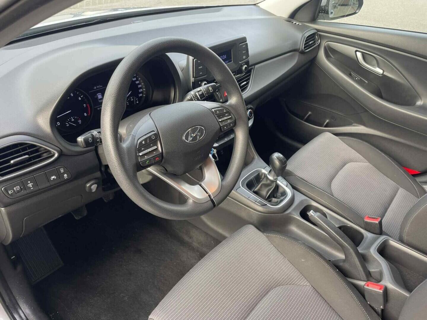 OC199V00999_20.webp_I30 START 1.4  73 kW manuál