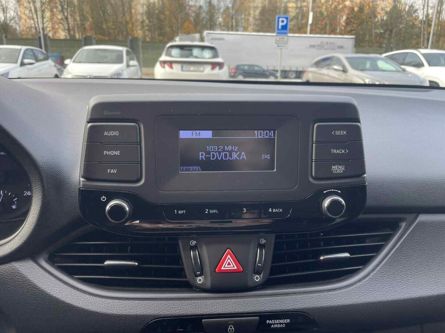 OC199V00999_25.webp_I30 START 1.4  73 kW manuál