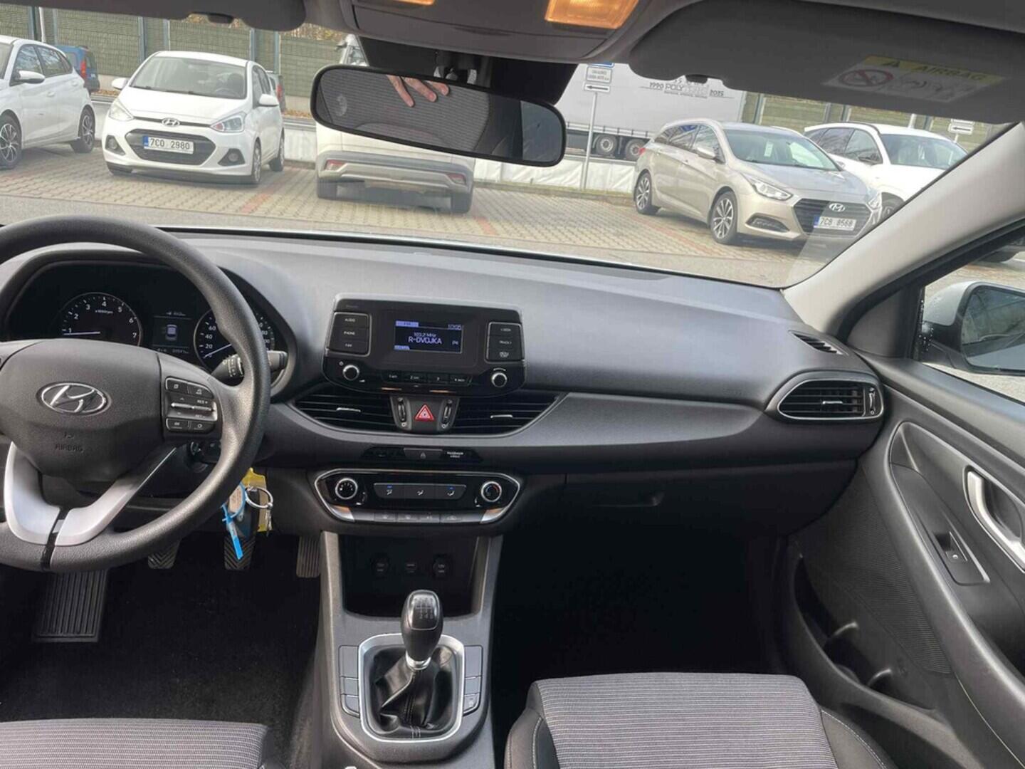 OC199V00999_29.webp_I30 START 1.4  73 kW manuál