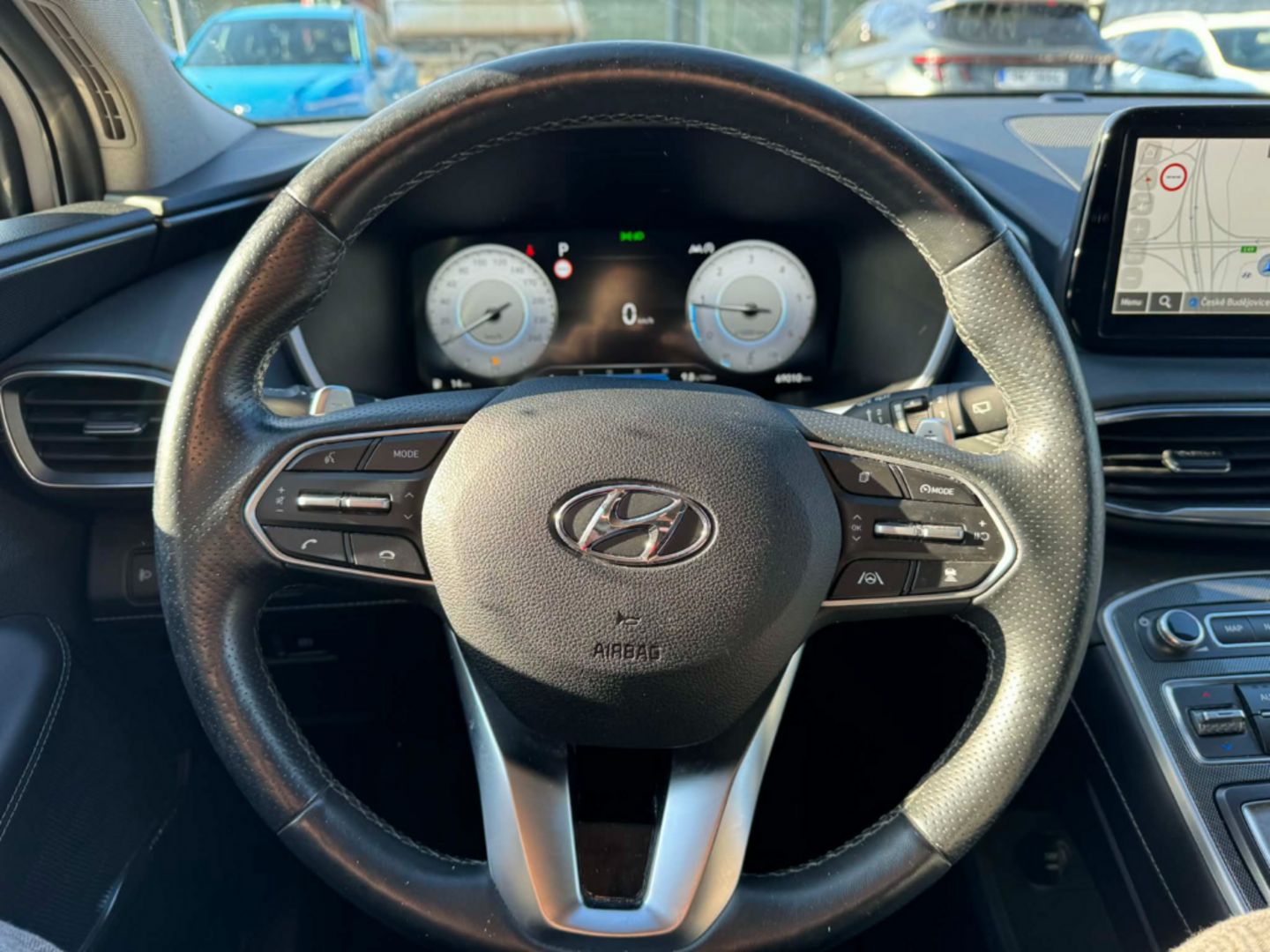 OC199V01001_26.webp_SANTA FE Luxury 2.2 CRDI 147 kW automat, DPH