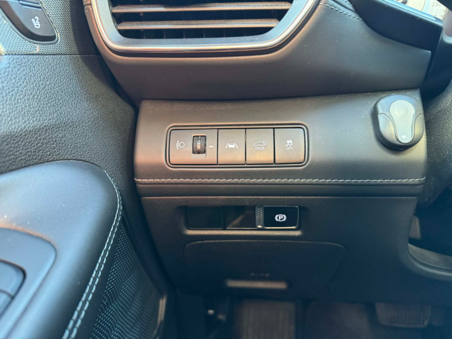 OC199V01001_29.webp_SANTA FE Luxury 2.2 CRDI 147 kW automat, DPH