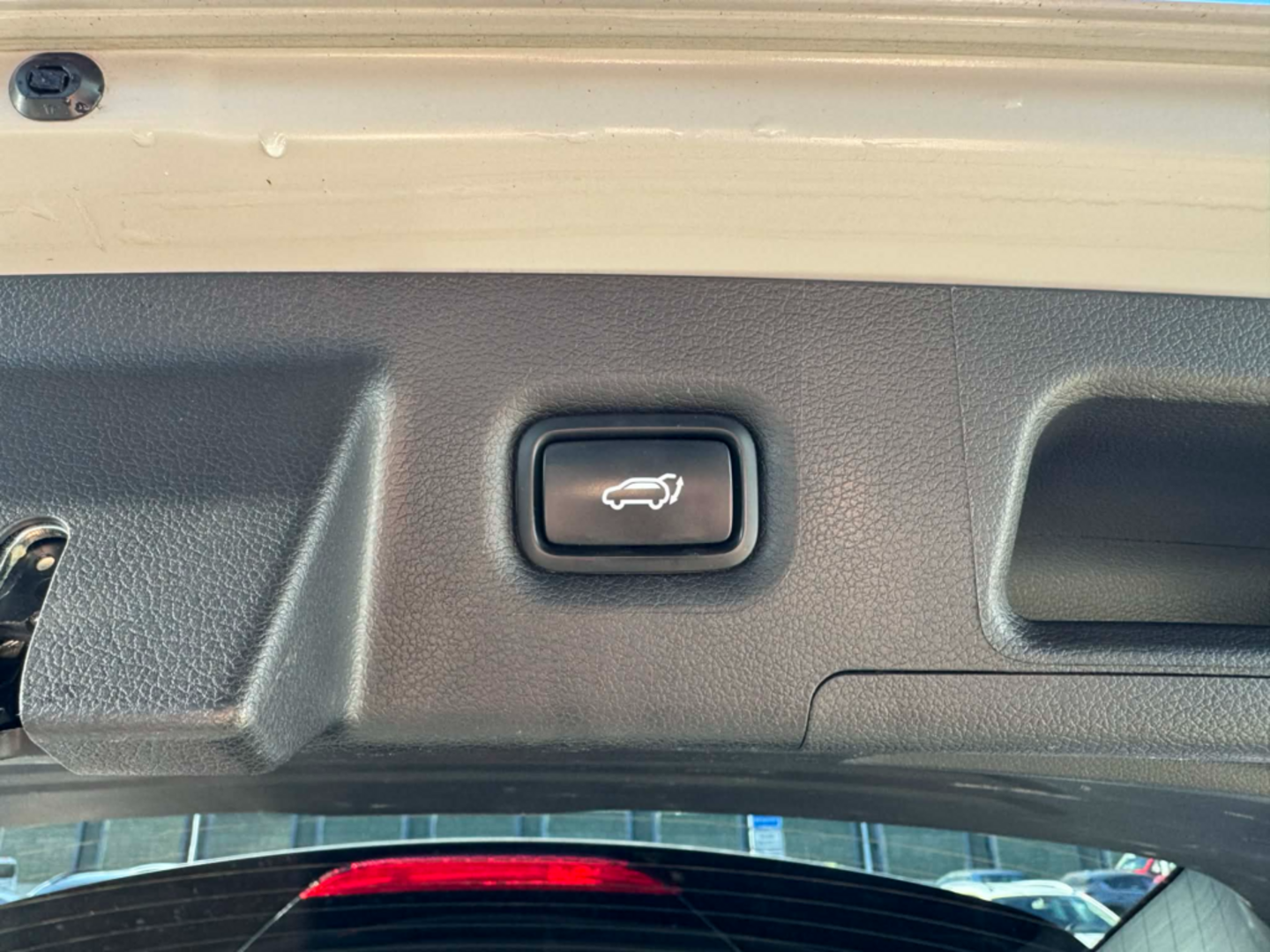 OC199V01001_40.webp_SANTA FE Luxury 2.2 CRDI 147 kW automat, DPH