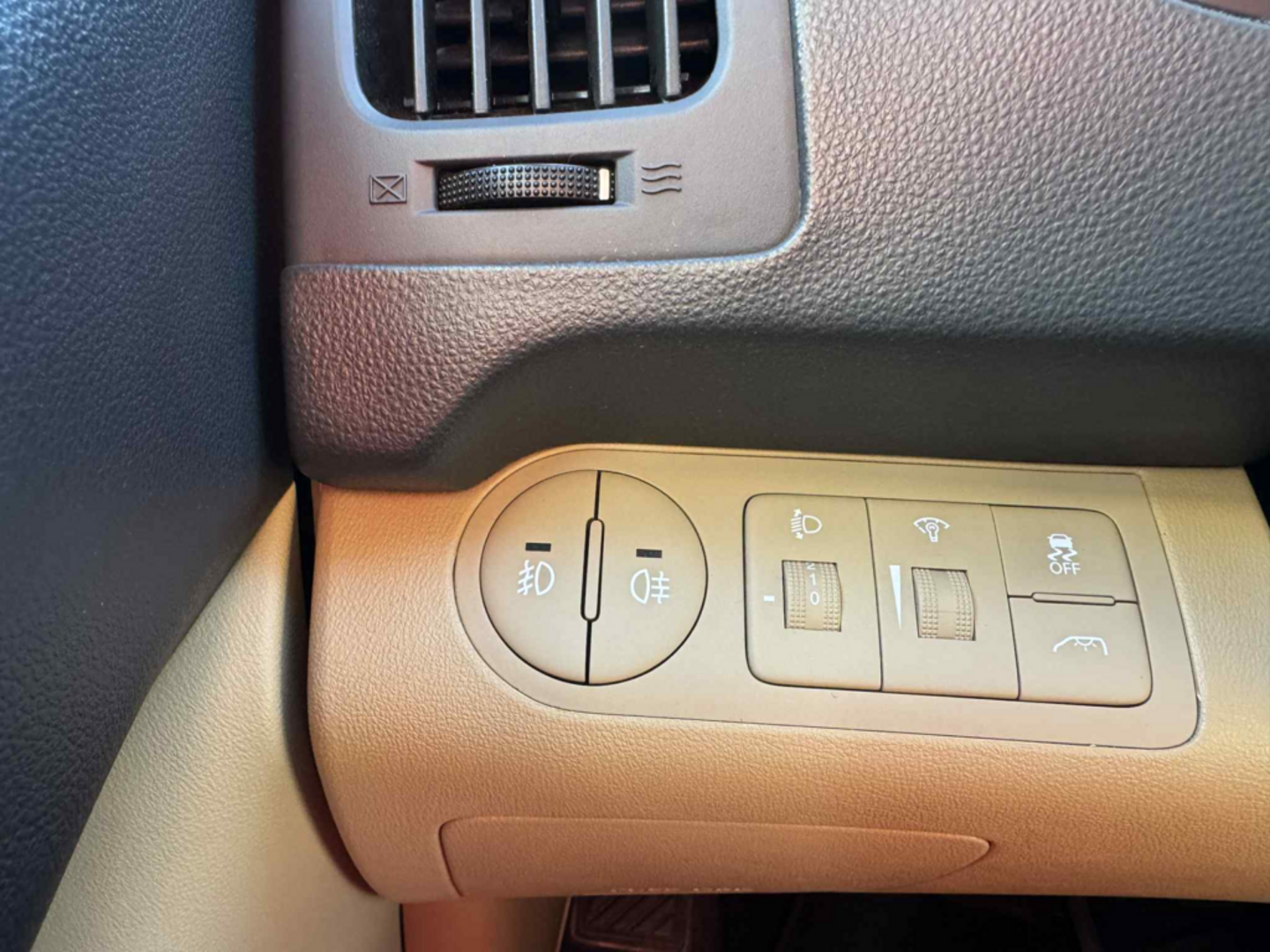 OC199V01010_30.webp_H 1  2.5  125 kW automat, DPH