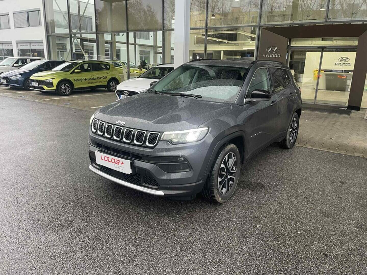 OC199V01020_10.webp_COMPASS  1.3  110 kW automat