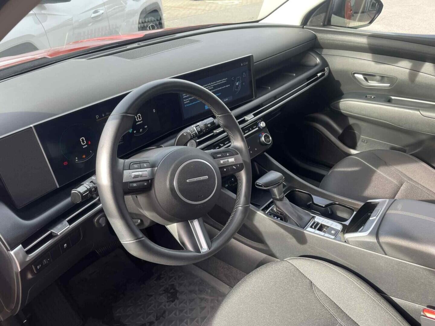 OC199V01023_22.webp_TUCSON Smart 1.6 TGDI 118 kW automat, DPH