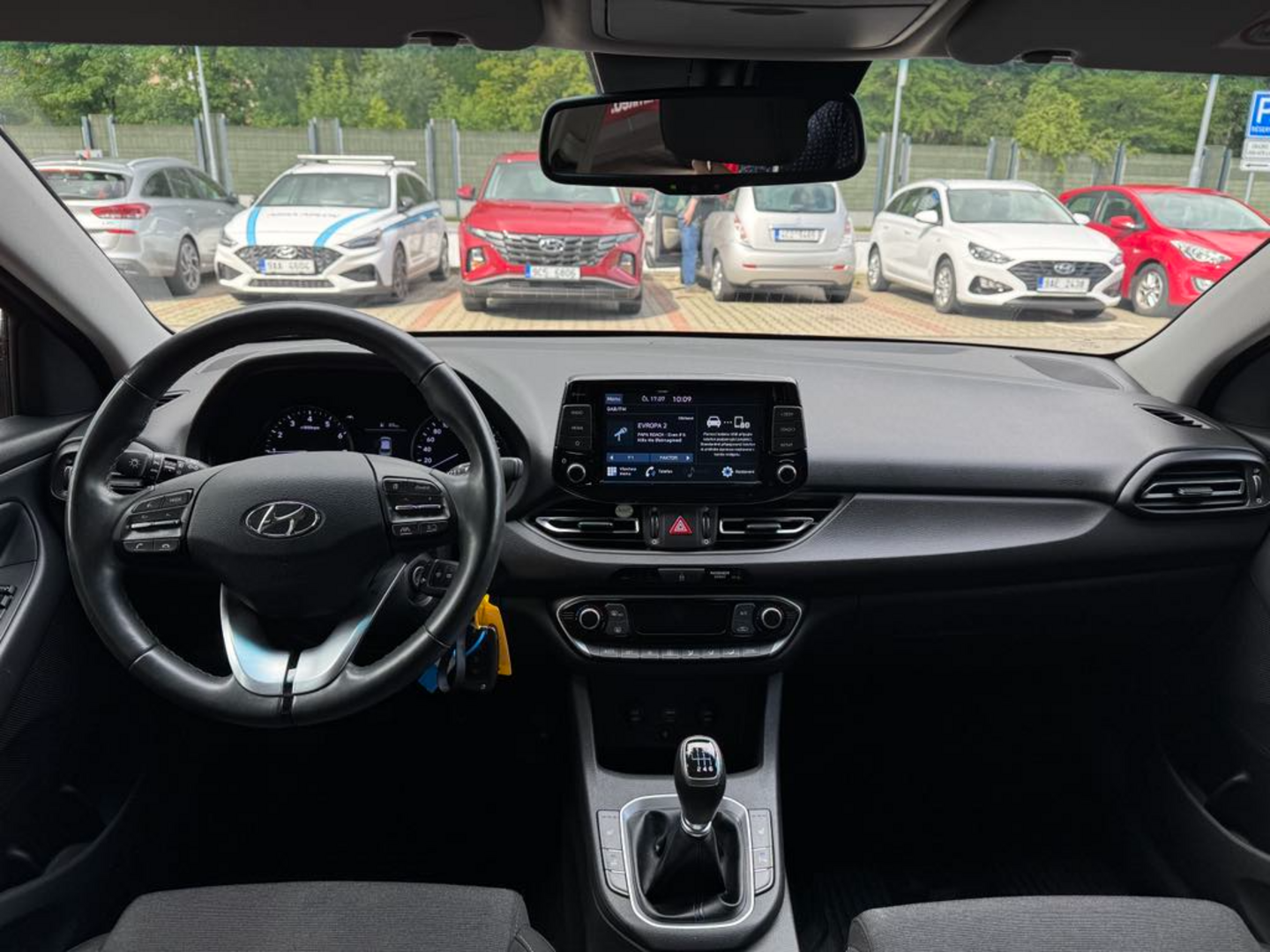 OC199V01027_18.webp_I30 Smart 1.5 DPI 81 kW manuál, DPH