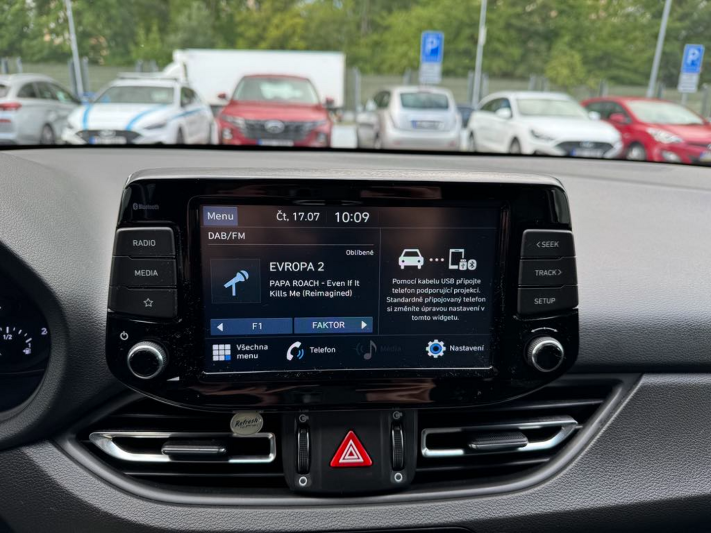 OC199V01027_20.webp_I30 Smart 1.5 DPI 81 kW manuál, DPH