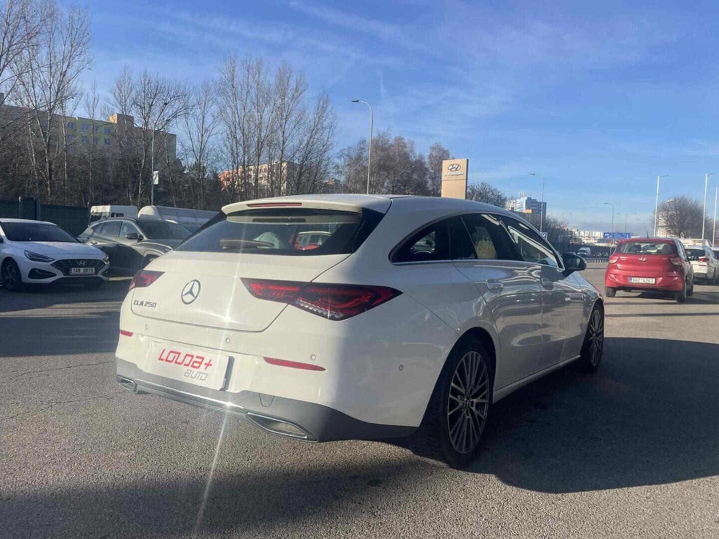 OC199V01035_12.webp_CLA  2.0 TSI 165 kW automat