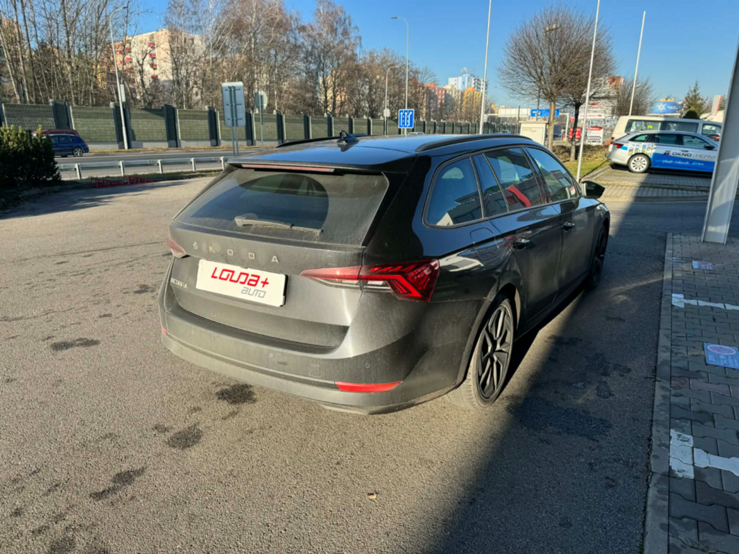 OC199V01043_12.webp_OCTAVIA SportLine 2.0 TDI 110 kW automat