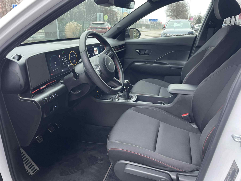 OC199V01064_20.webp_KONA N-line 1.6 TGDI 102 kW manuál