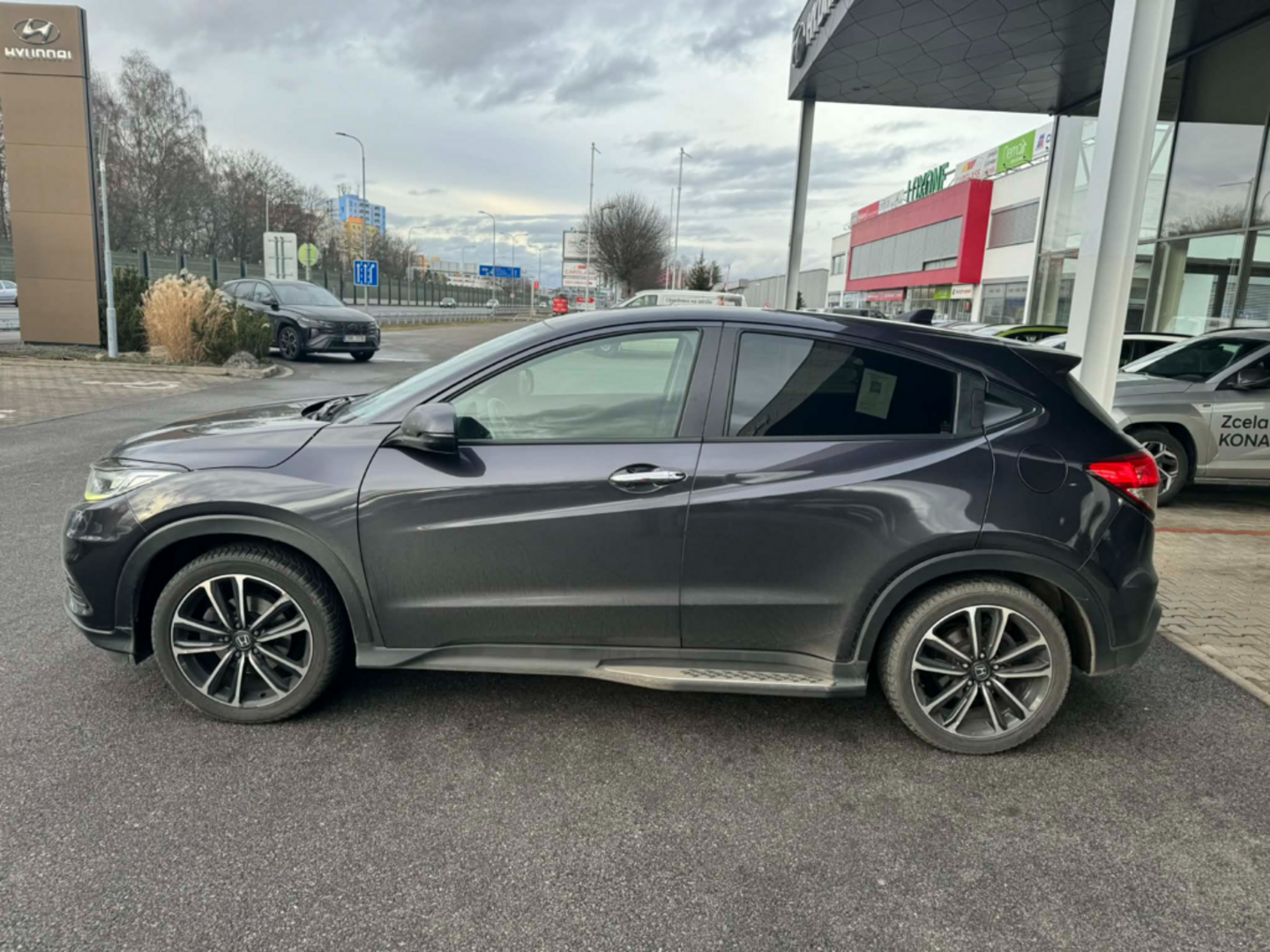 OC199V01070_11.webp_HRV  1.5 V-TEC 96 kW manuál