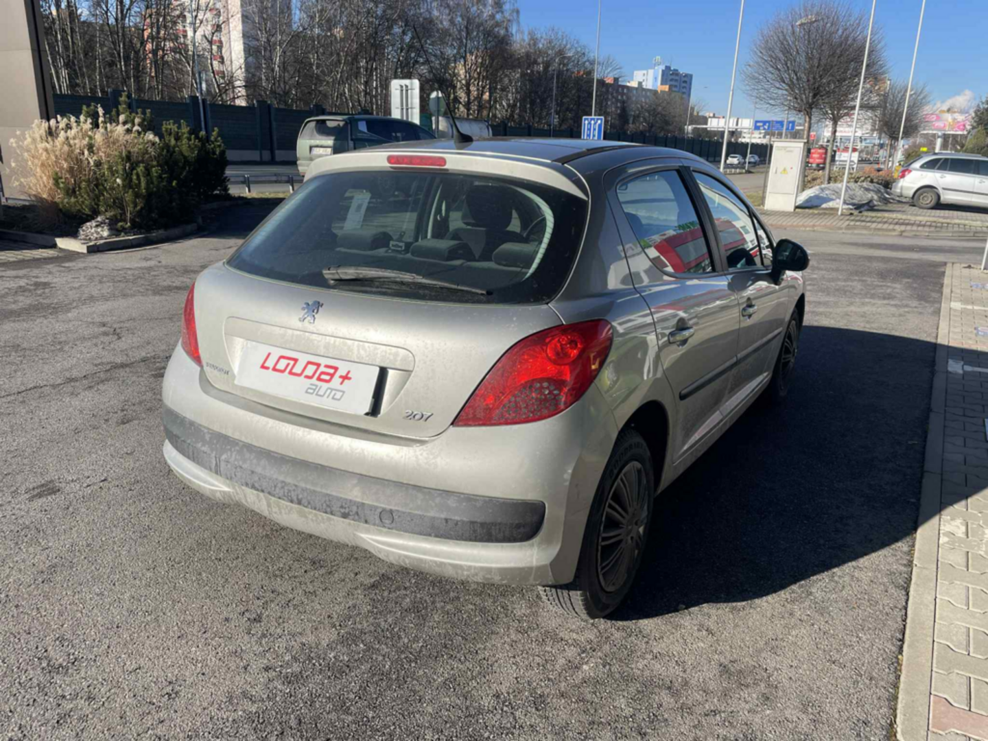 OC199V01071_12.webp_207  1.4 i 54 kW manuál