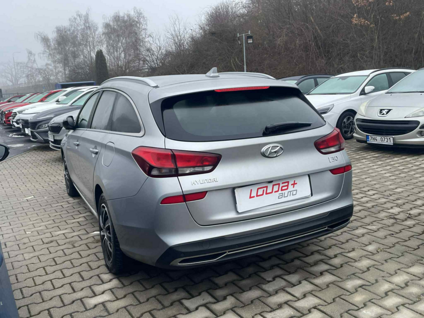 OC199V01073_12.webp_I30 Smart 1.5 TGDI 117 kW manuál