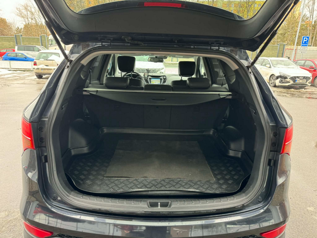 OC199V01083_31.webp_SANTA FE Premium 2.2 CRDI 145 kW automat