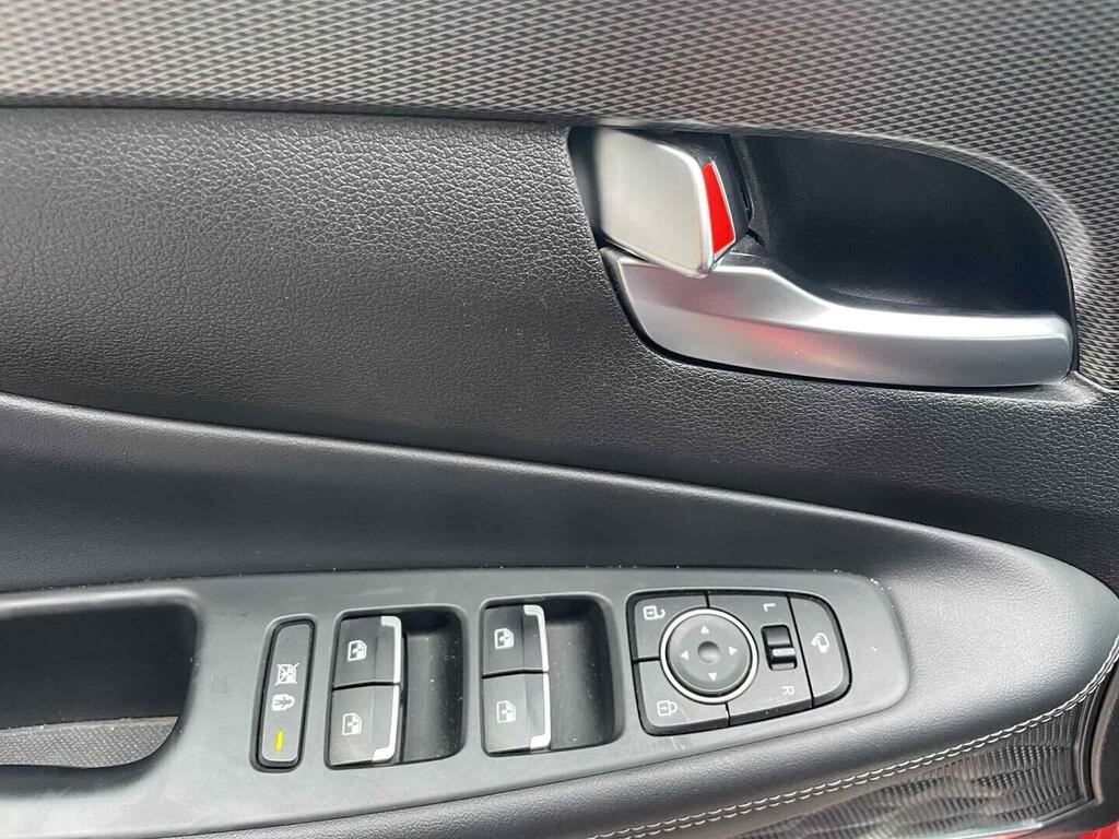 OC199V01089_20.webp_SANTA FE Style Premium 2.2 CRDI 147 kW automat, DPH